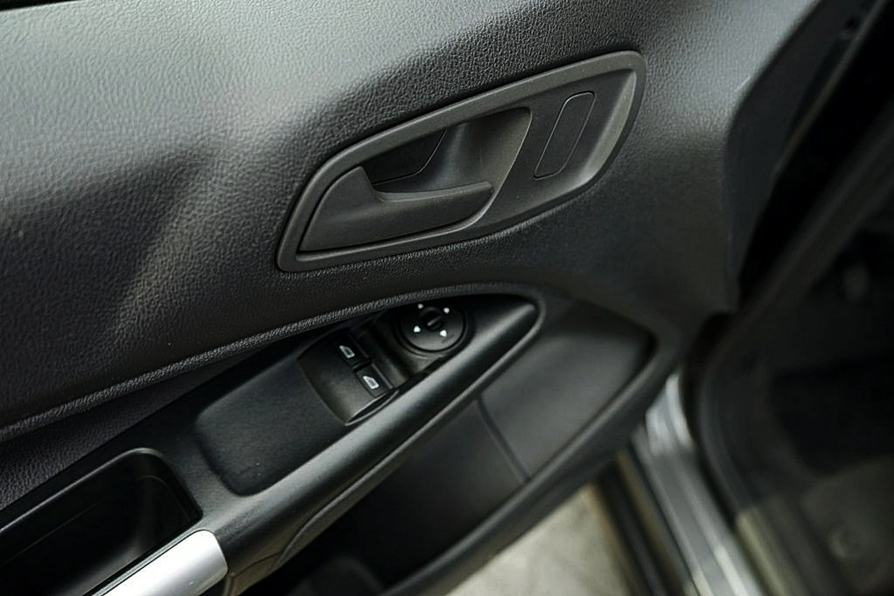 Ford Transit Connect - Zdjęcie 13