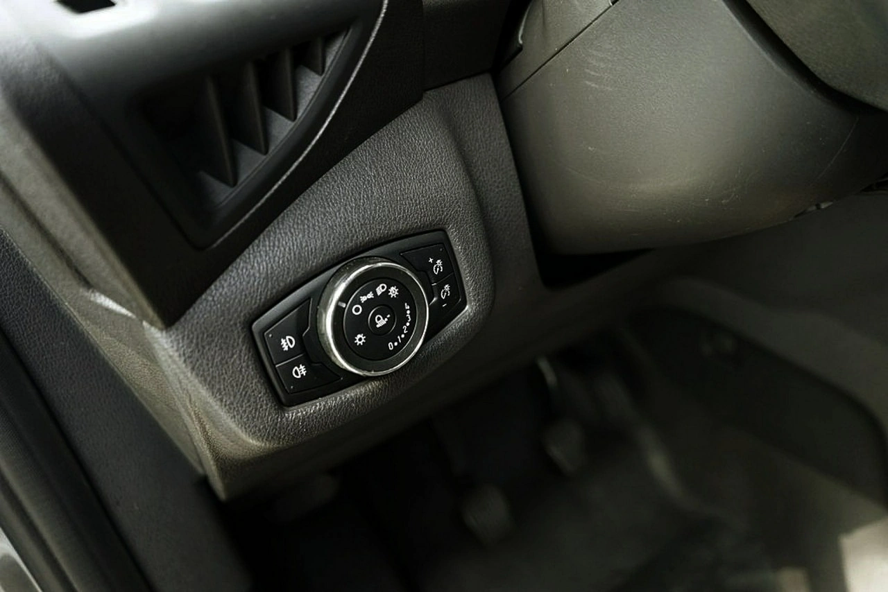 Ford Transit Connect - Zdjęcie 20