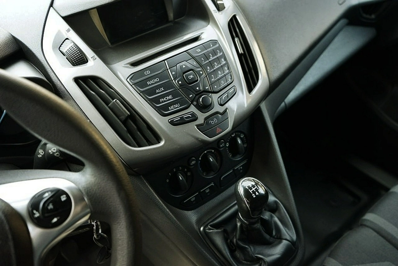 Ford Transit Connect - Zdjęcie 23