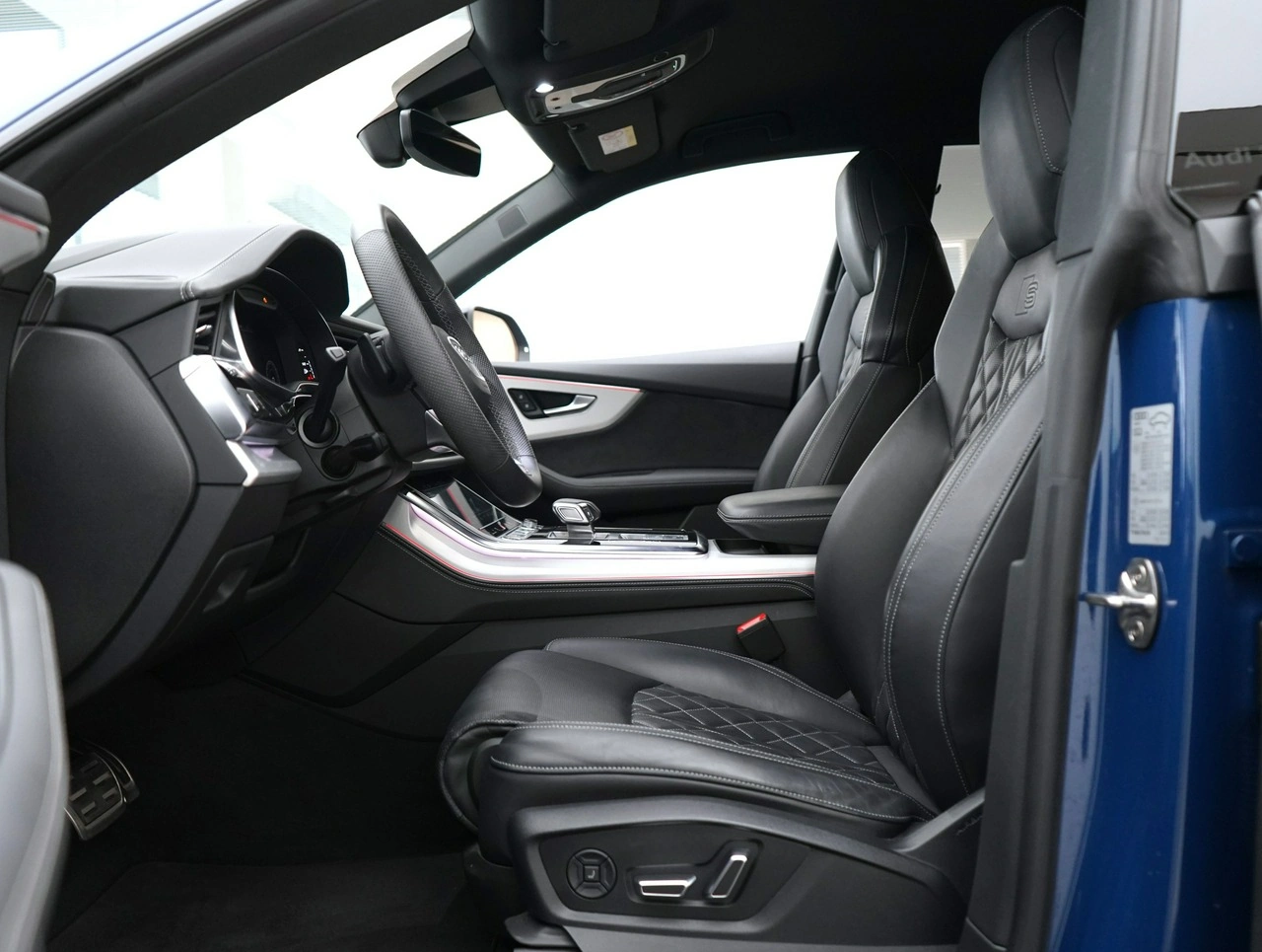 Audi Q8 - Zdjęcie 13
