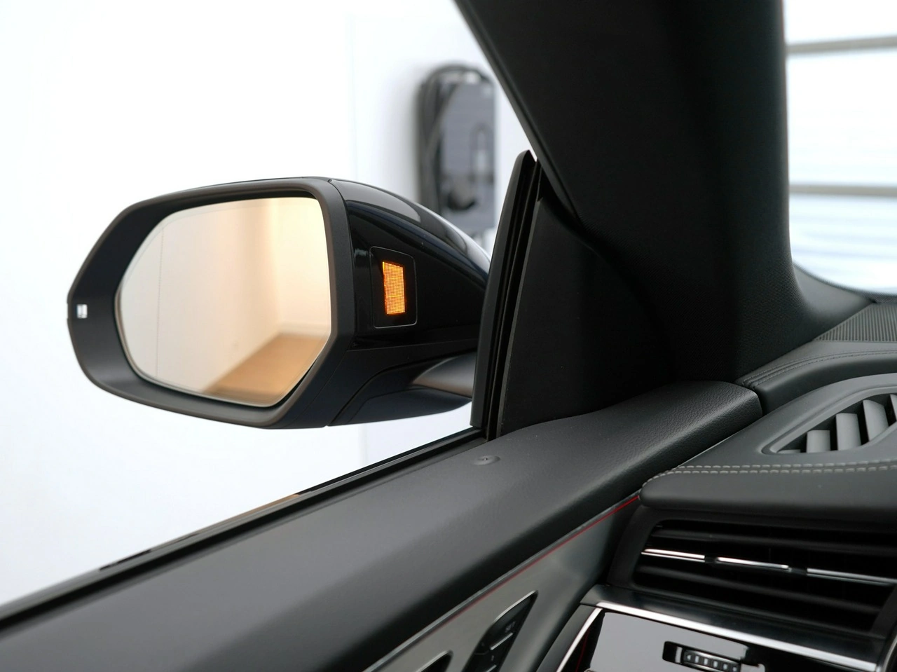 Audi Q8 - Zdjęcie 22