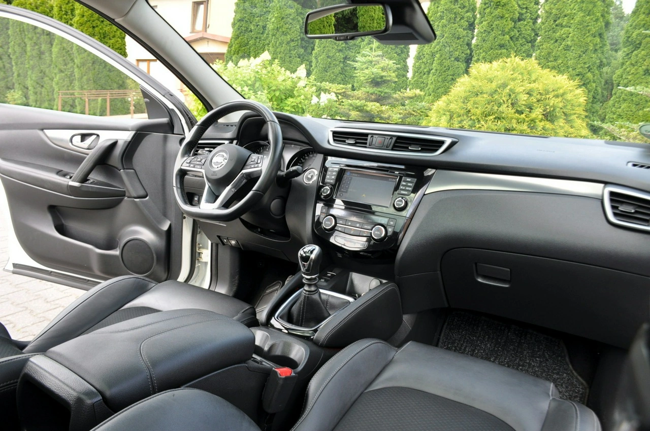 Nissan Qashqai - Zdjęcie 24