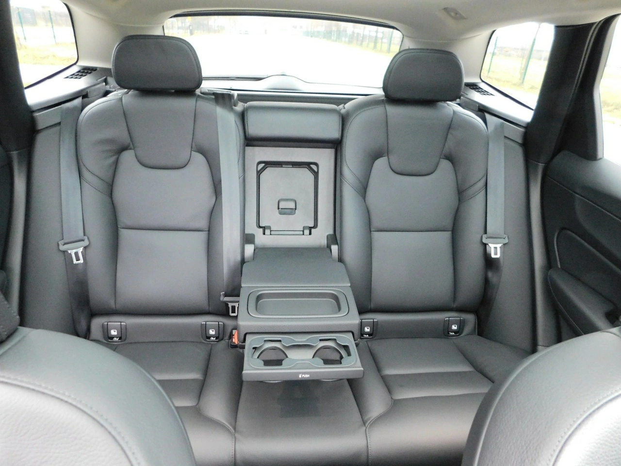 Volvo XC 60 - Zdjęcie 9