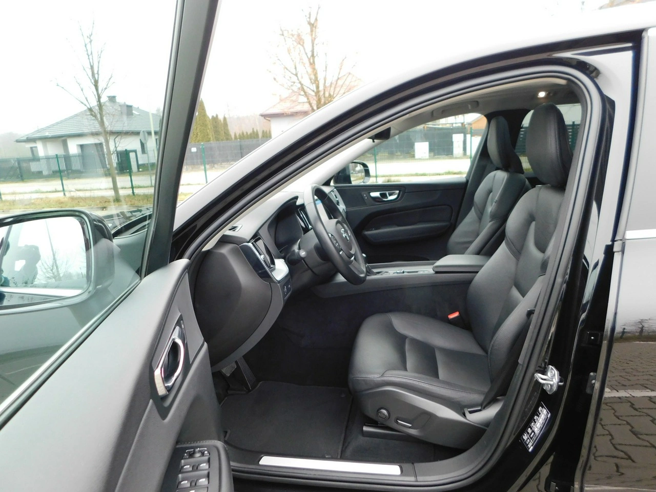 Volvo XC 60 - Zdjęcie 11