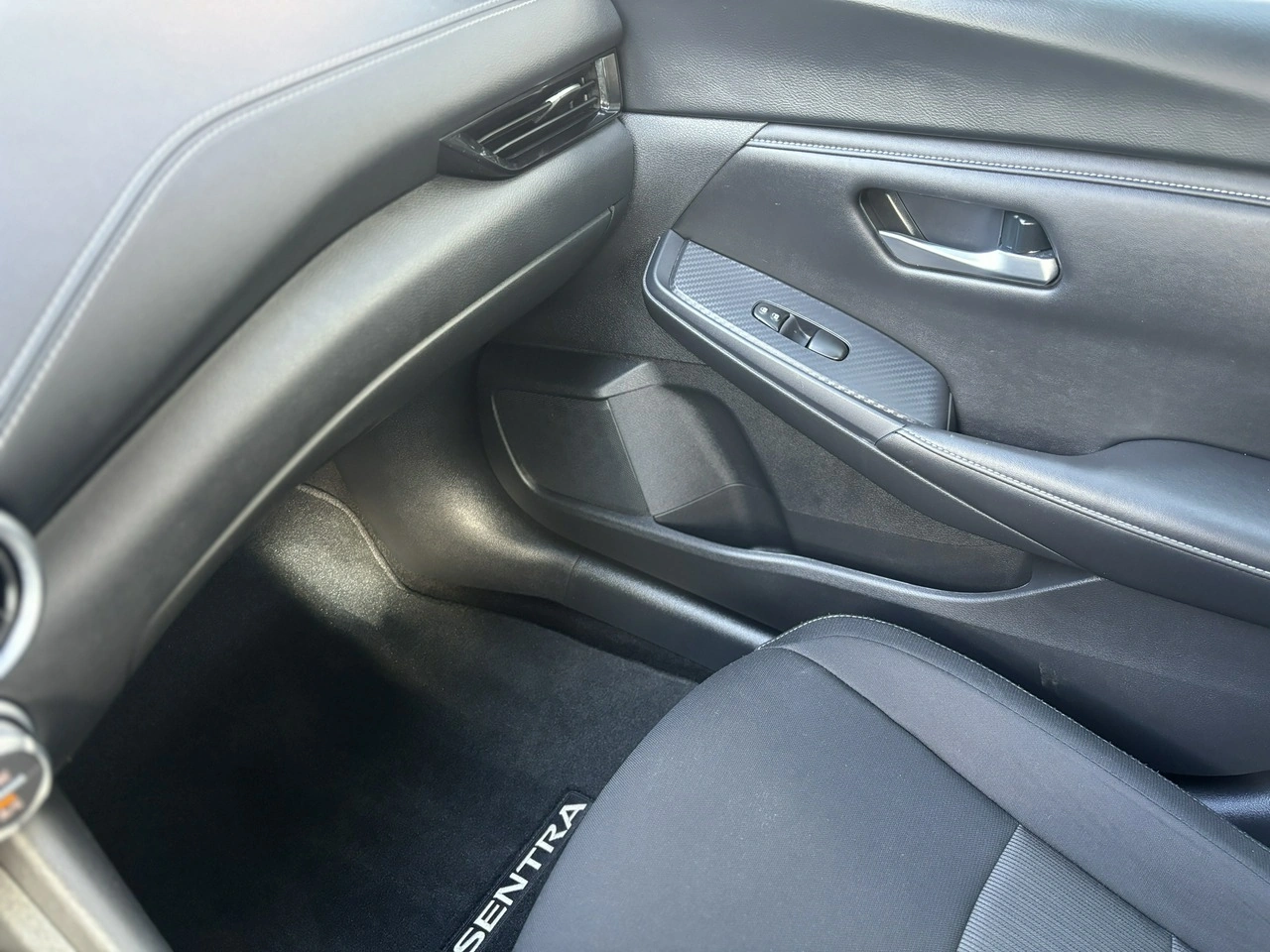 Nissan Sentra - Zdjęcie 13