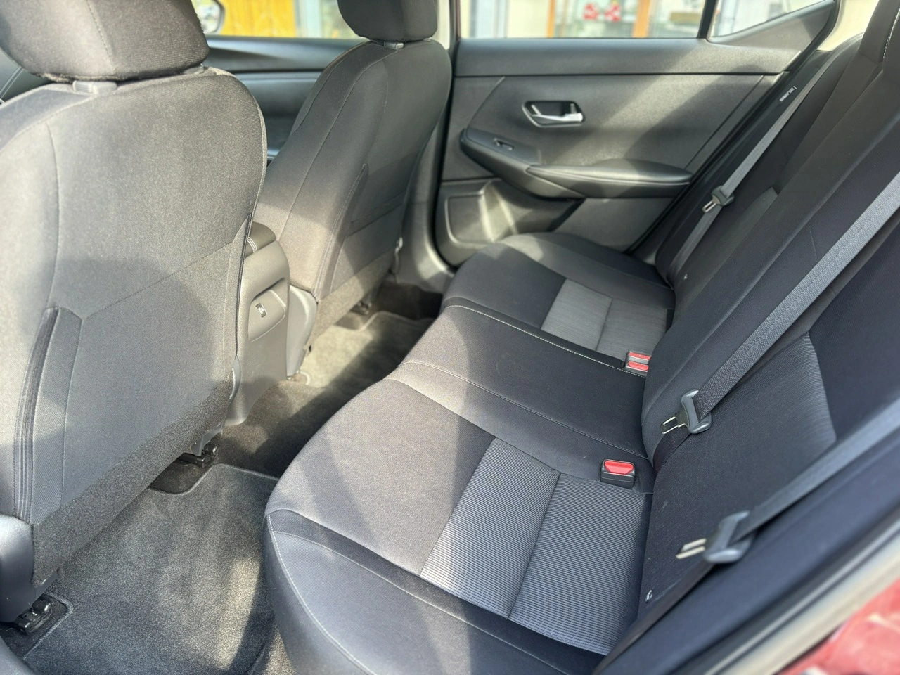 Nissan Sentra - Zdjęcie 15