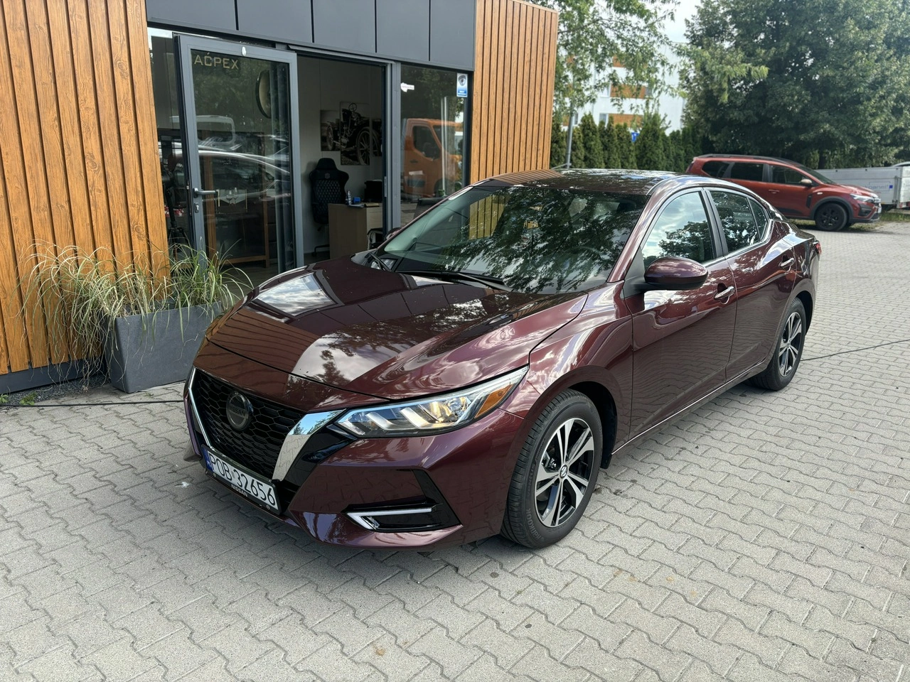 Nissan Sentra - Zdjęcie 1