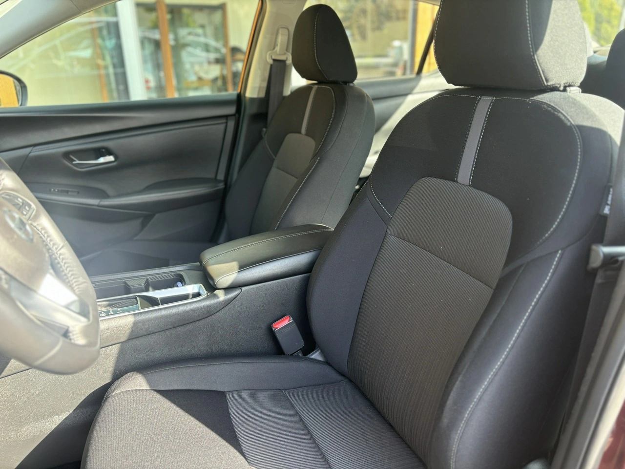 Nissan Sentra - Zdjęcie 8