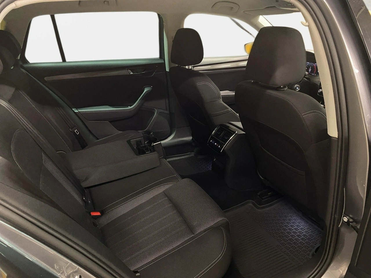 Skoda Superb - Zdjęcie 13