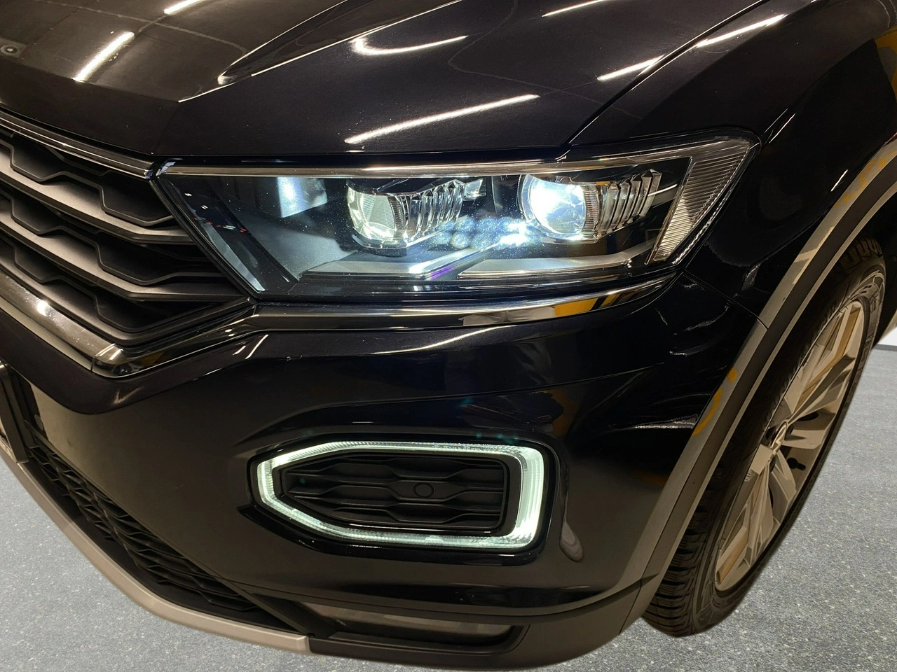 Volkswagen T-Roc - Zdjęcie 8