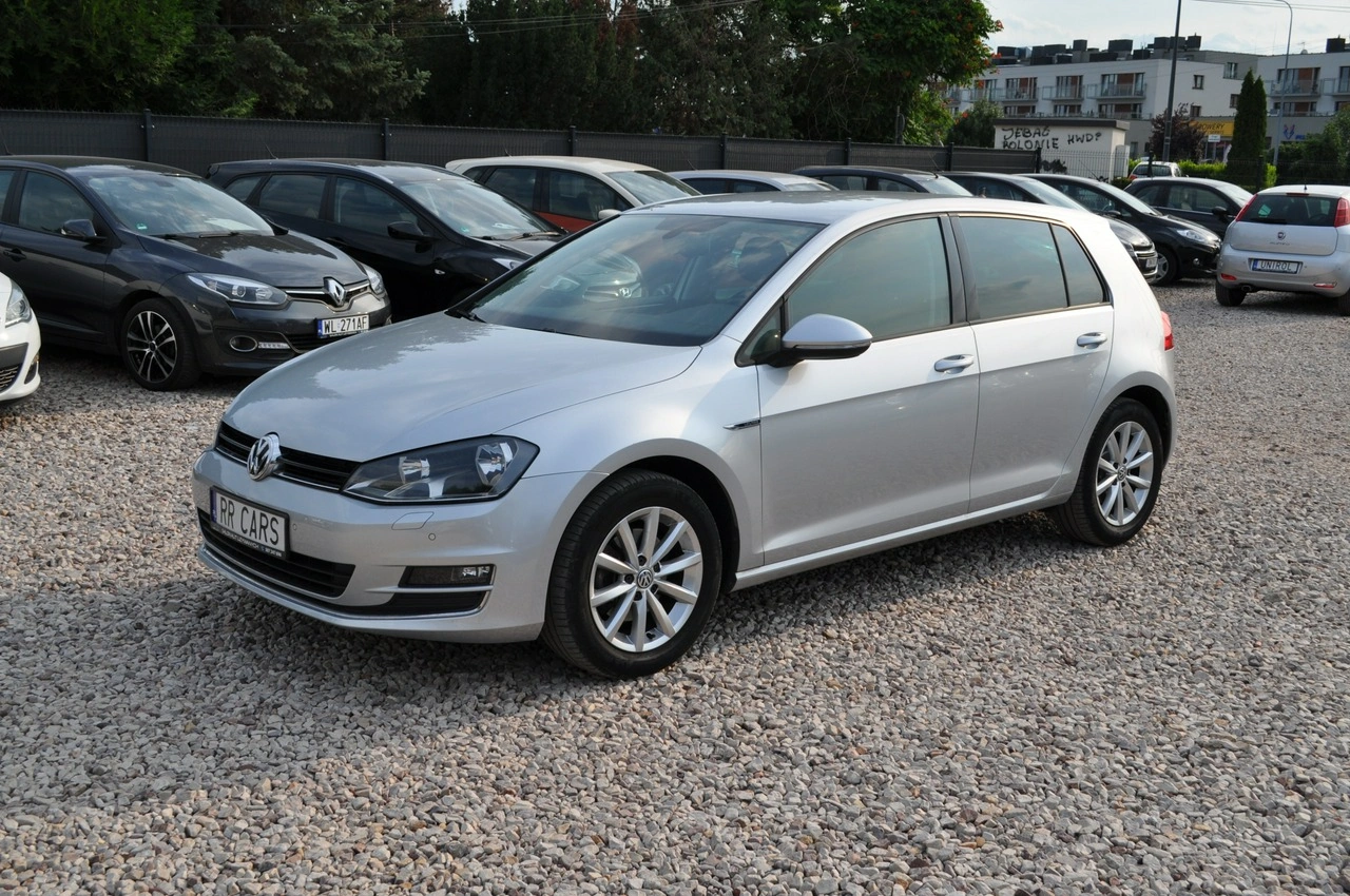 Volkswagen Golf - Zdjęcie 12