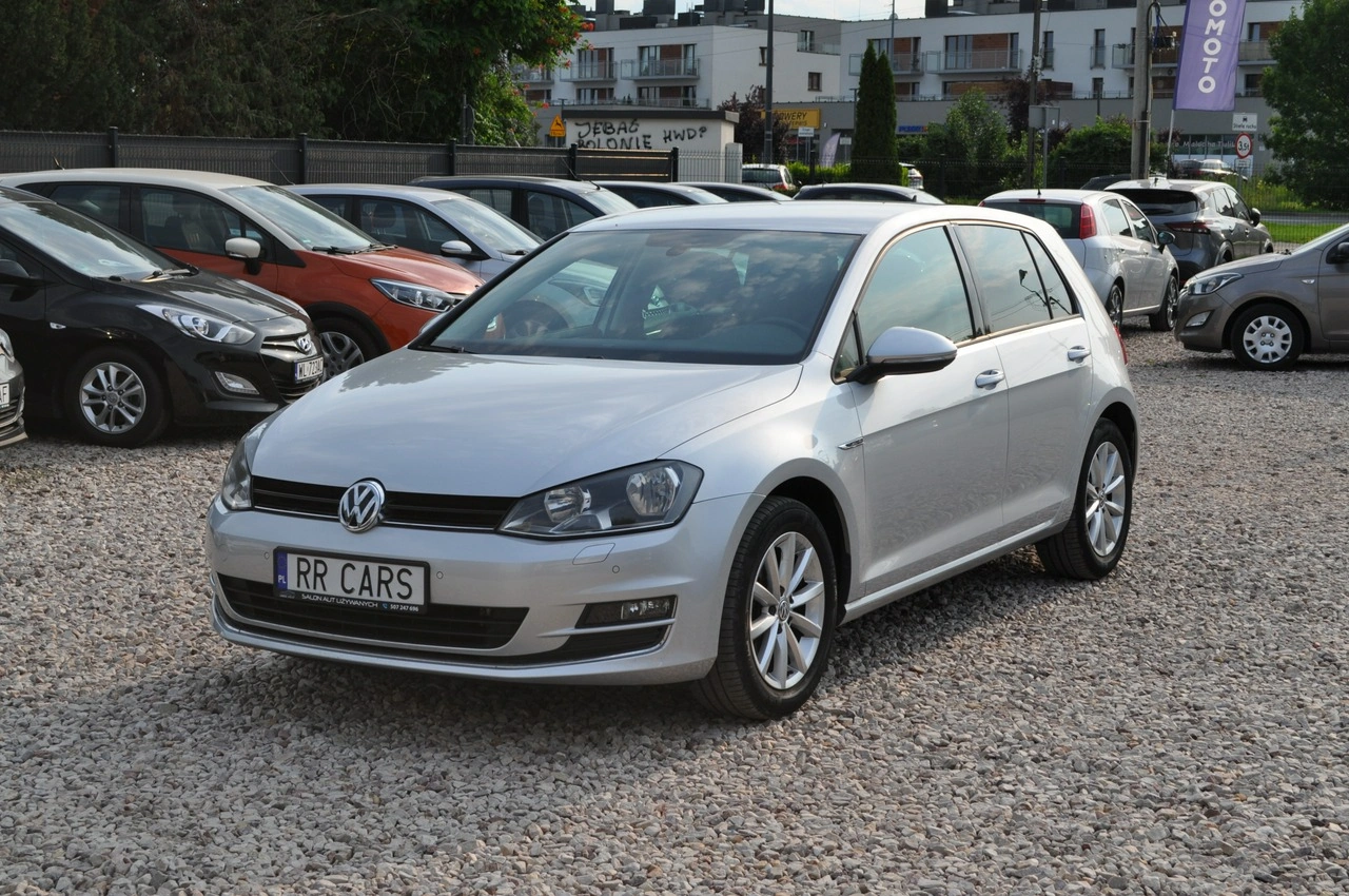 Volkswagen Golf - Zdjęcie 13