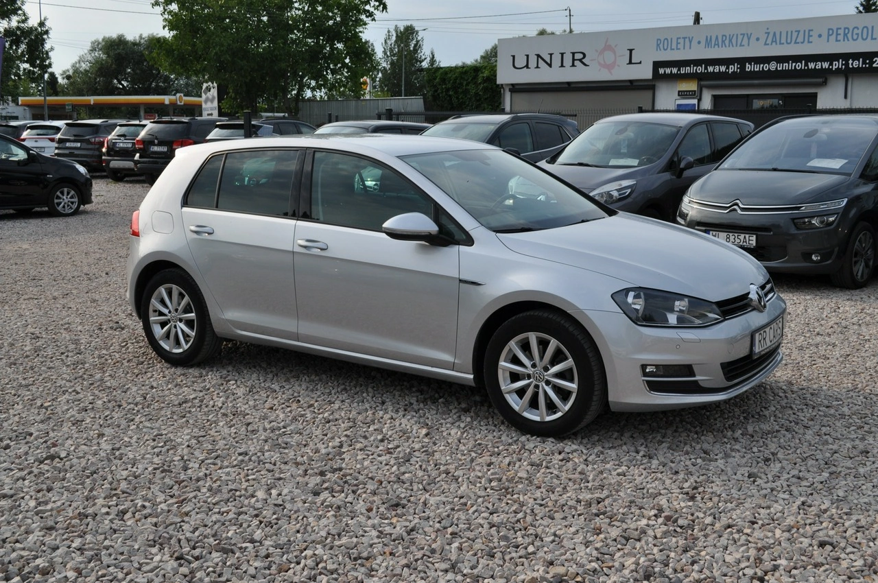 Volkswagen Golf - Zdjęcie 1
