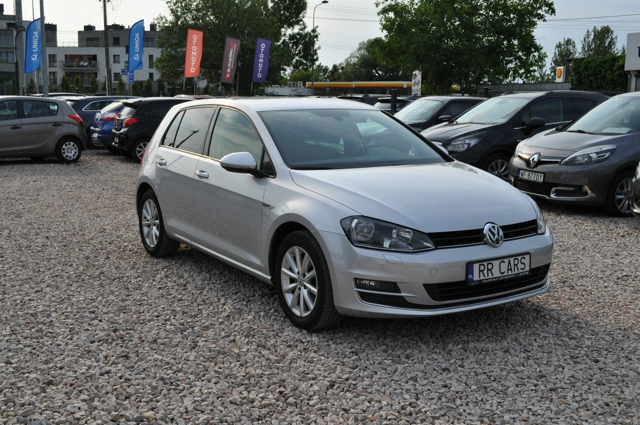 Volkswagen Golf - Główne zdjęcie