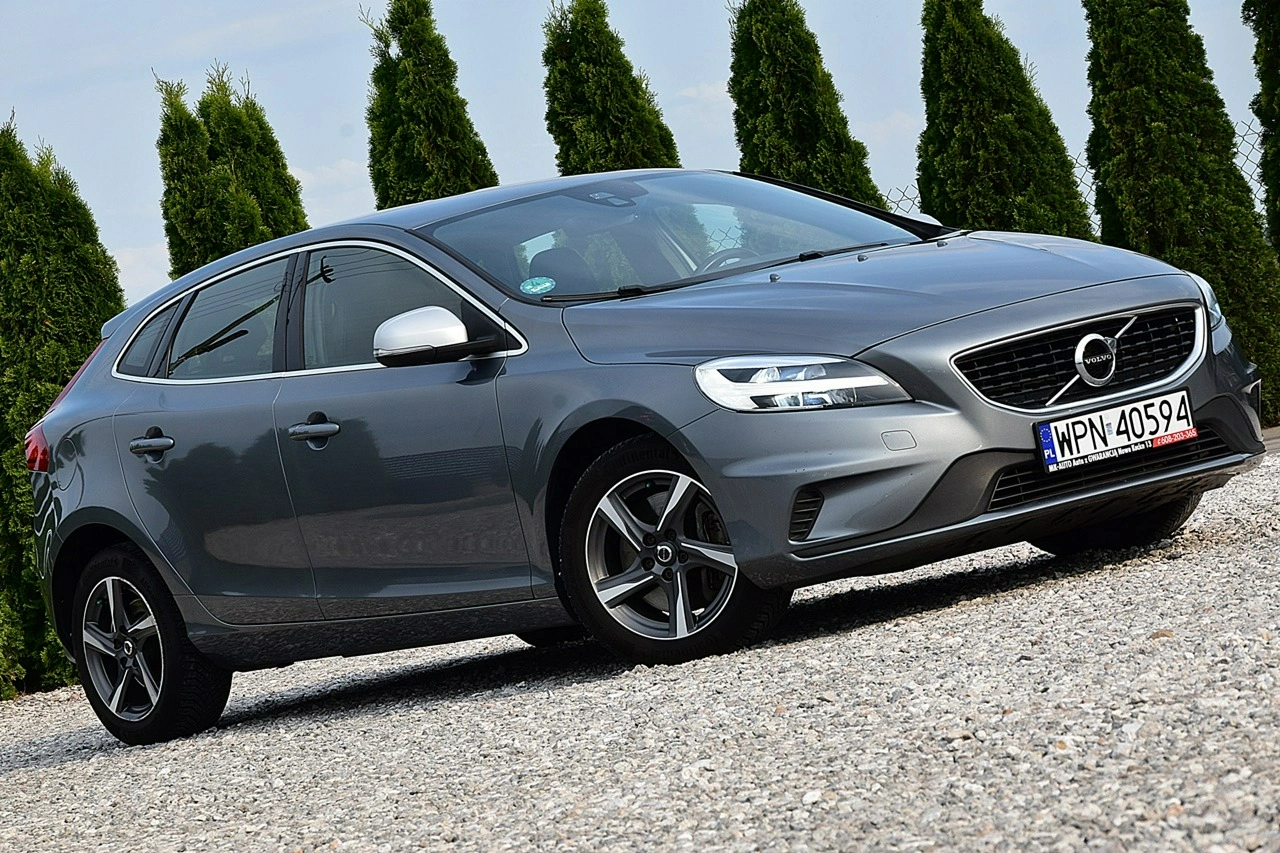 Volvo V40 - Zdjęcie 1