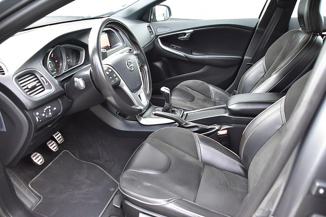 Volvo V40 - Zdjęcie 19