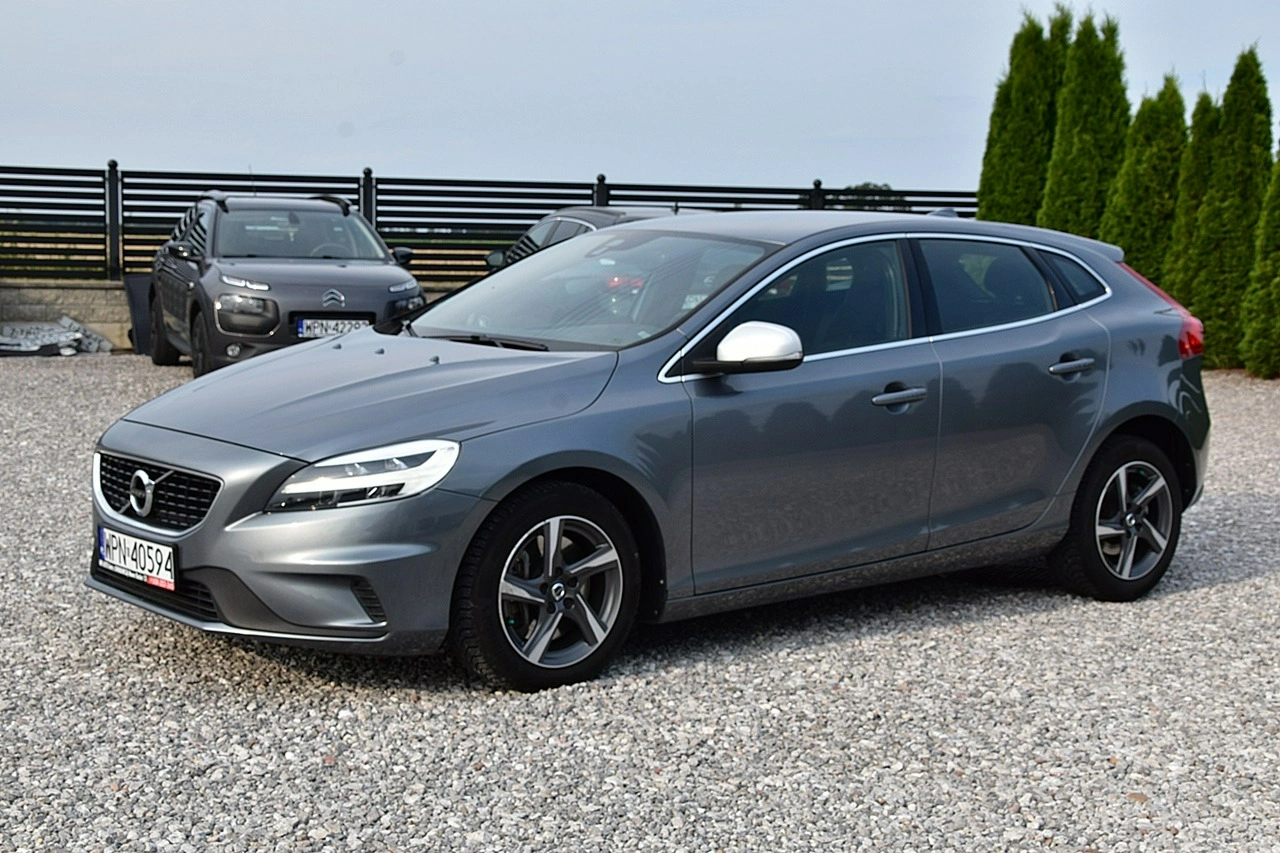 Volvo V40 - Zdjęcie 25