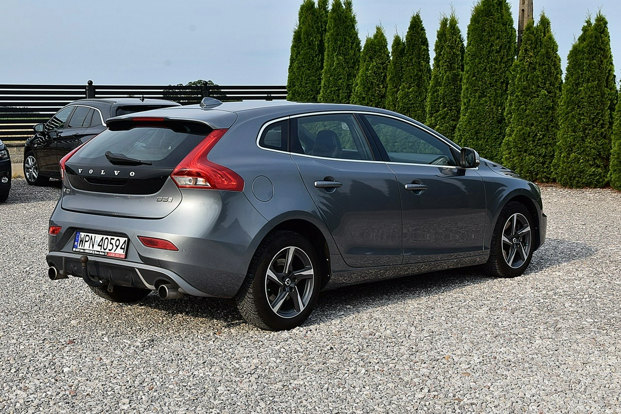 Volvo V40 - Zdjęcie 26