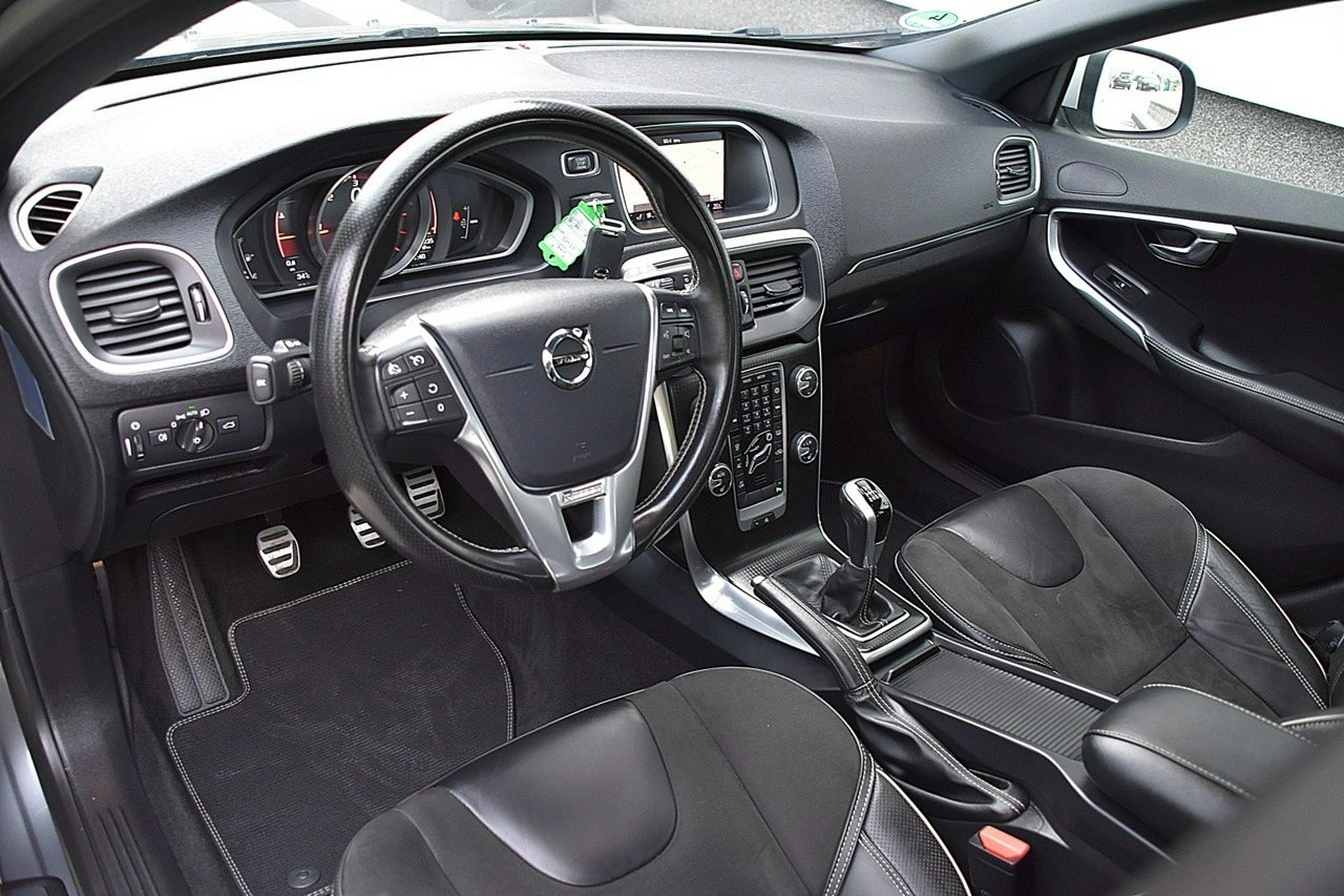 Volvo V40 - Zdjęcie 4
