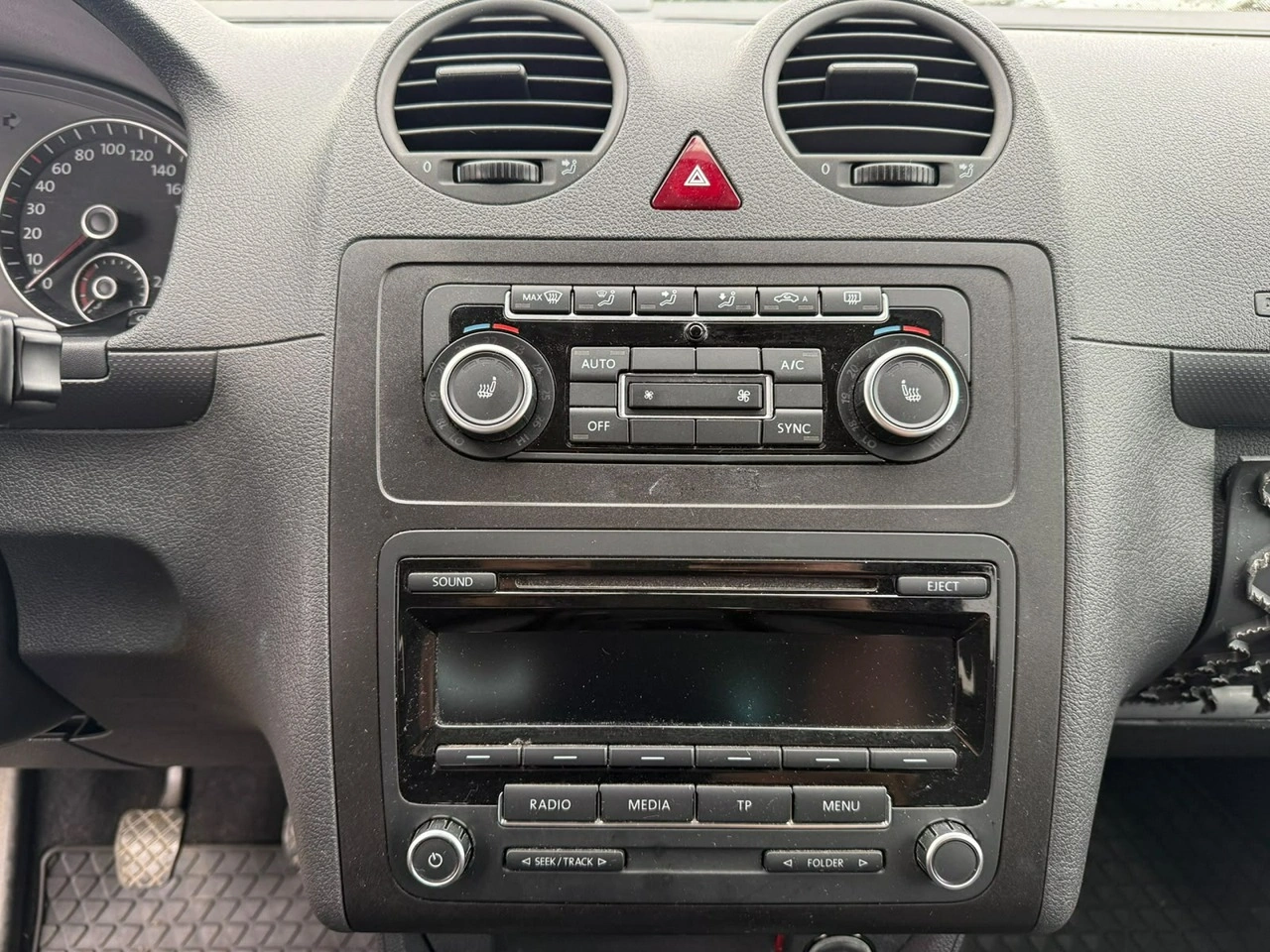 Volkswagen Caddy - Zdjęcie 14