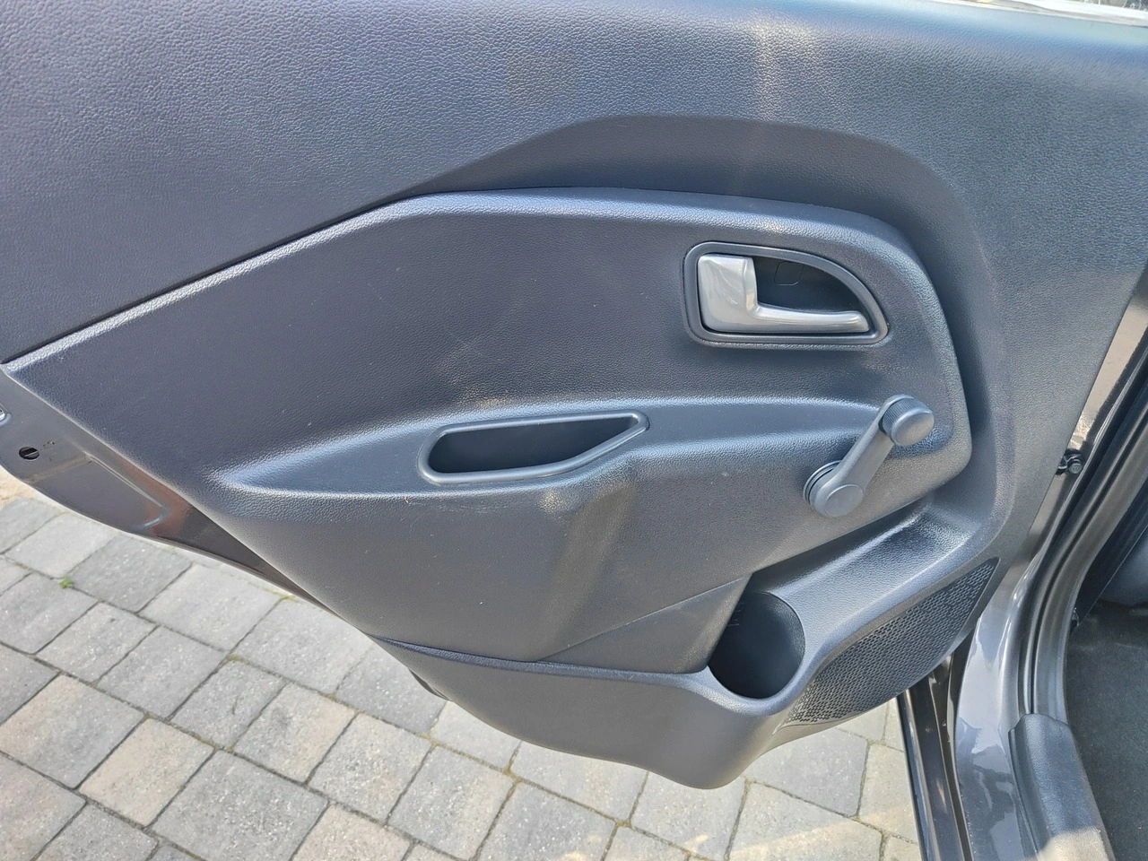 Kia Rio - Zdjęcie 21