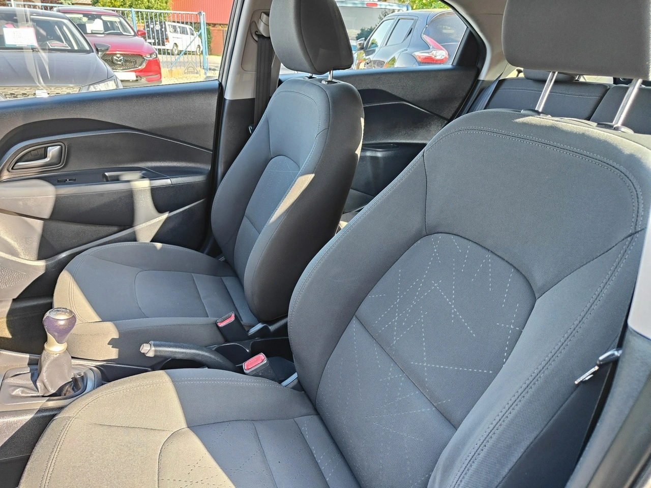 Kia Rio - Zdjęcie 7