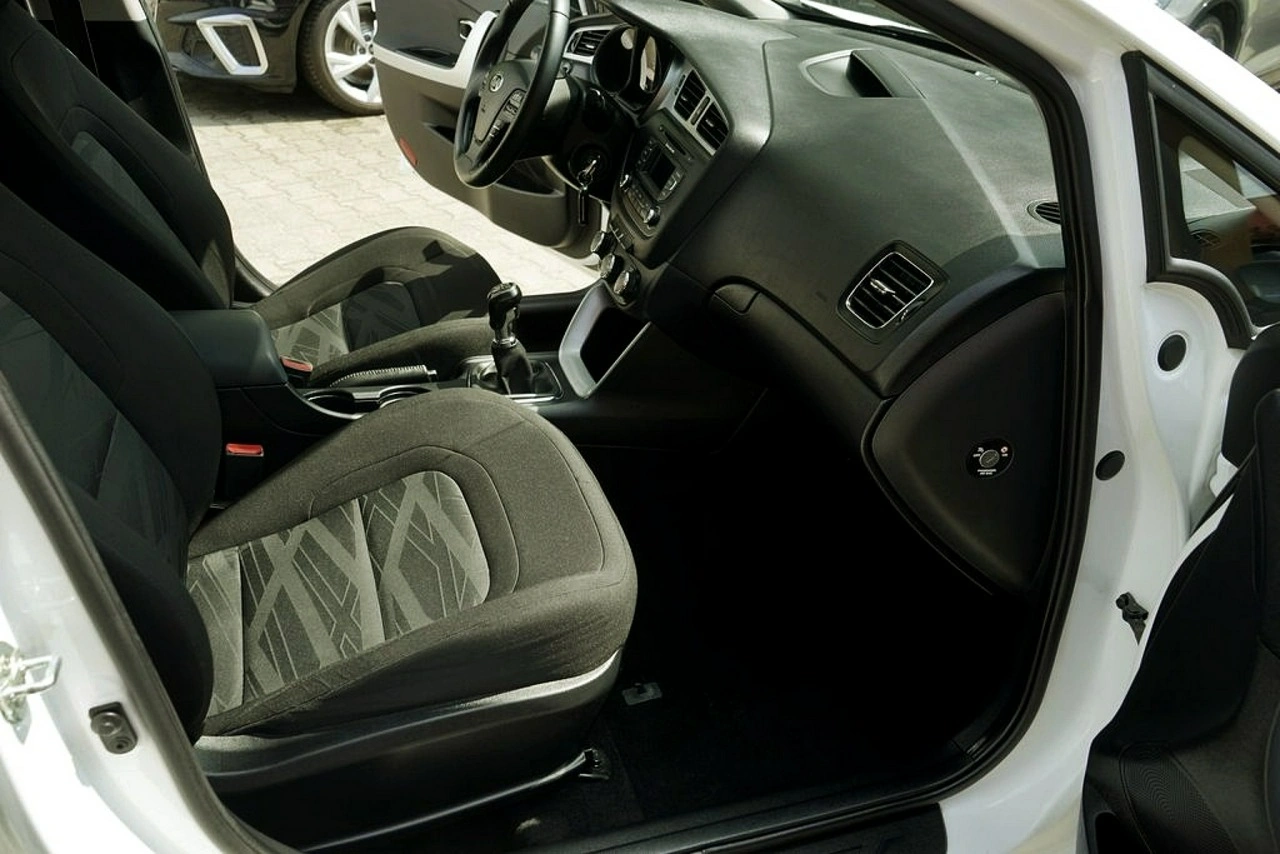 Kia Ceed - Zdjęcie 14