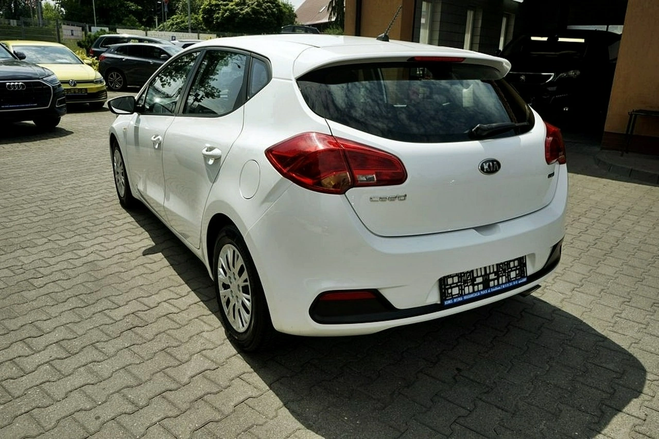 Kia Ceed - Zdjęcie 3