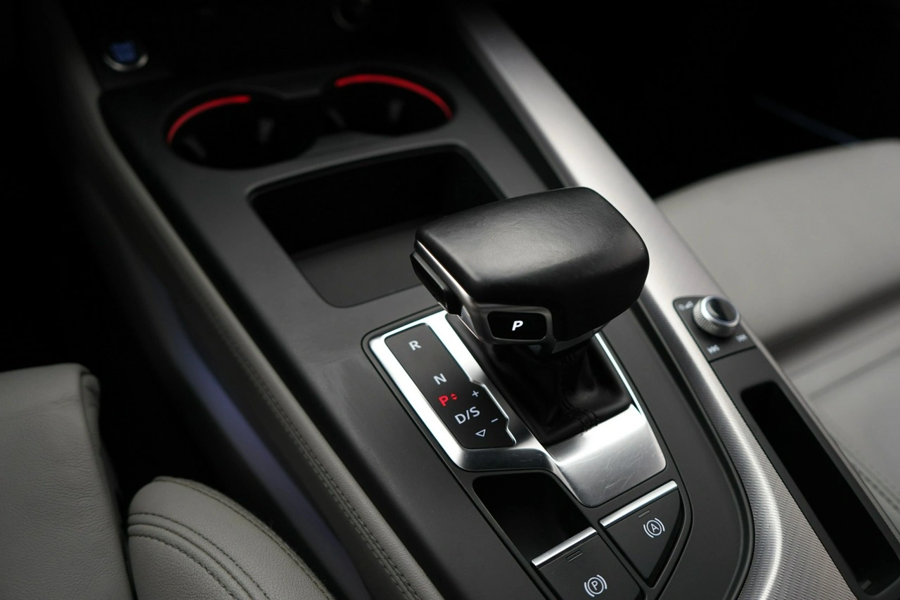 Audi A4 - Zdjęcie 22