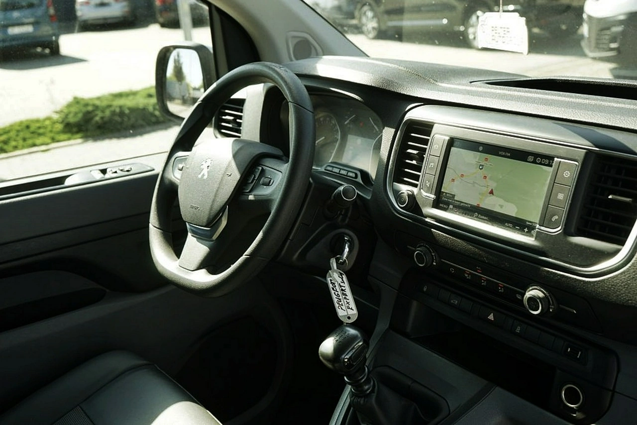 Peugeot Expert - Zdjęcie 23