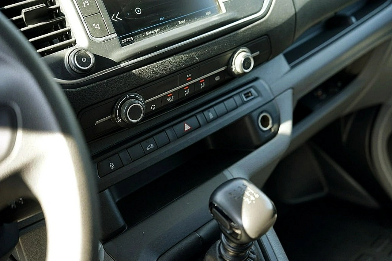 Peugeot Expert - Zdjęcie 26