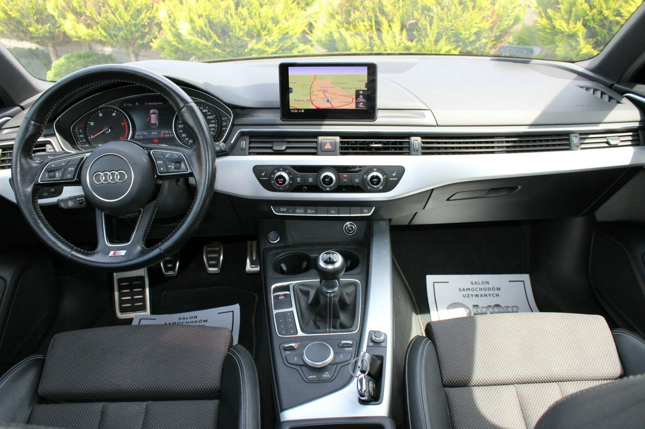 Audi A4 - Zdjęcie 25