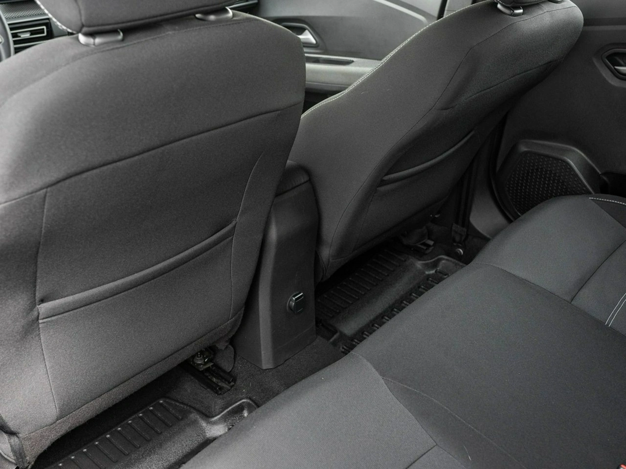Dacia Sandero - Zdjęcie 17