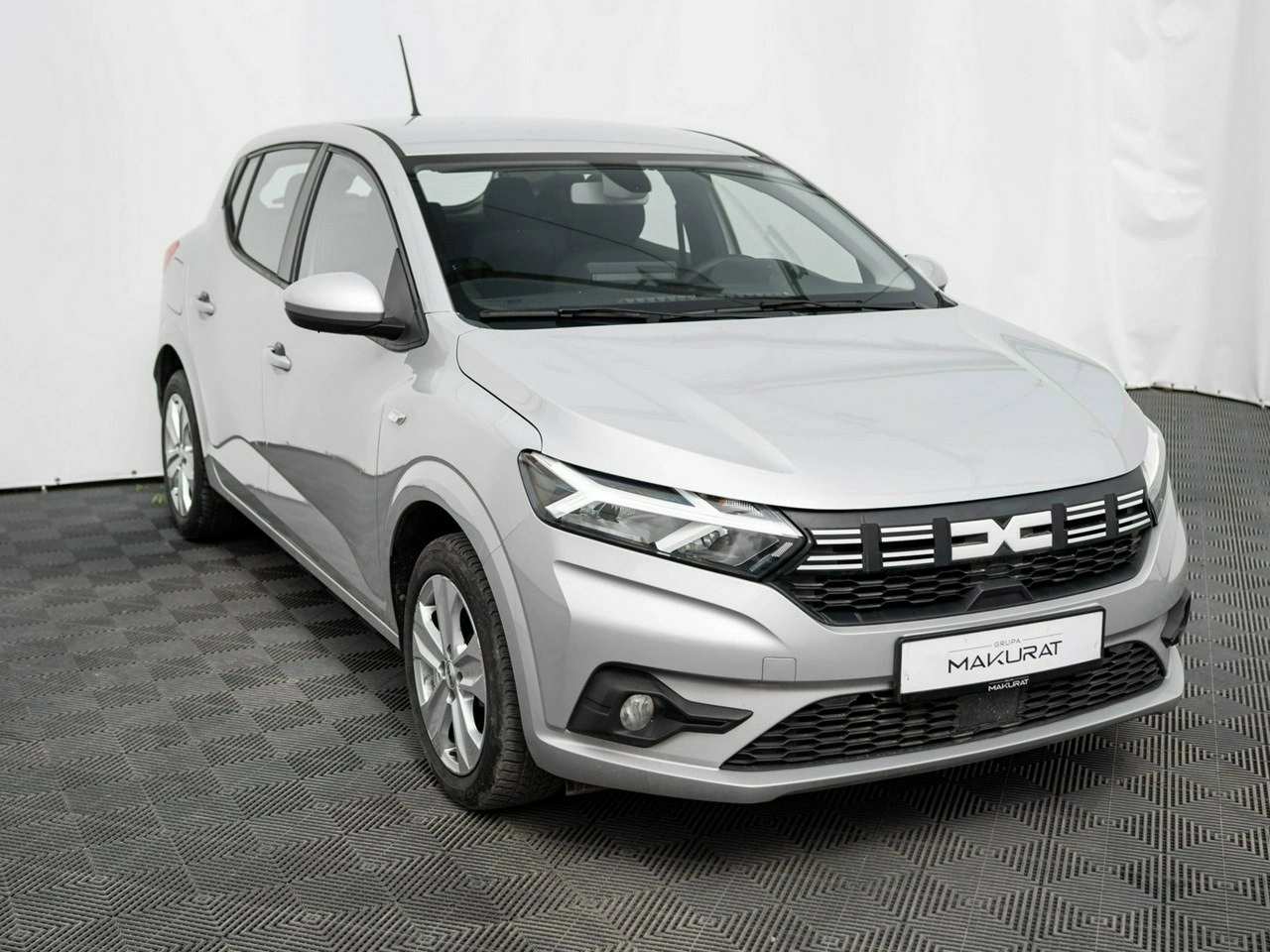 Dacia Sandero - Zdjęcie 2