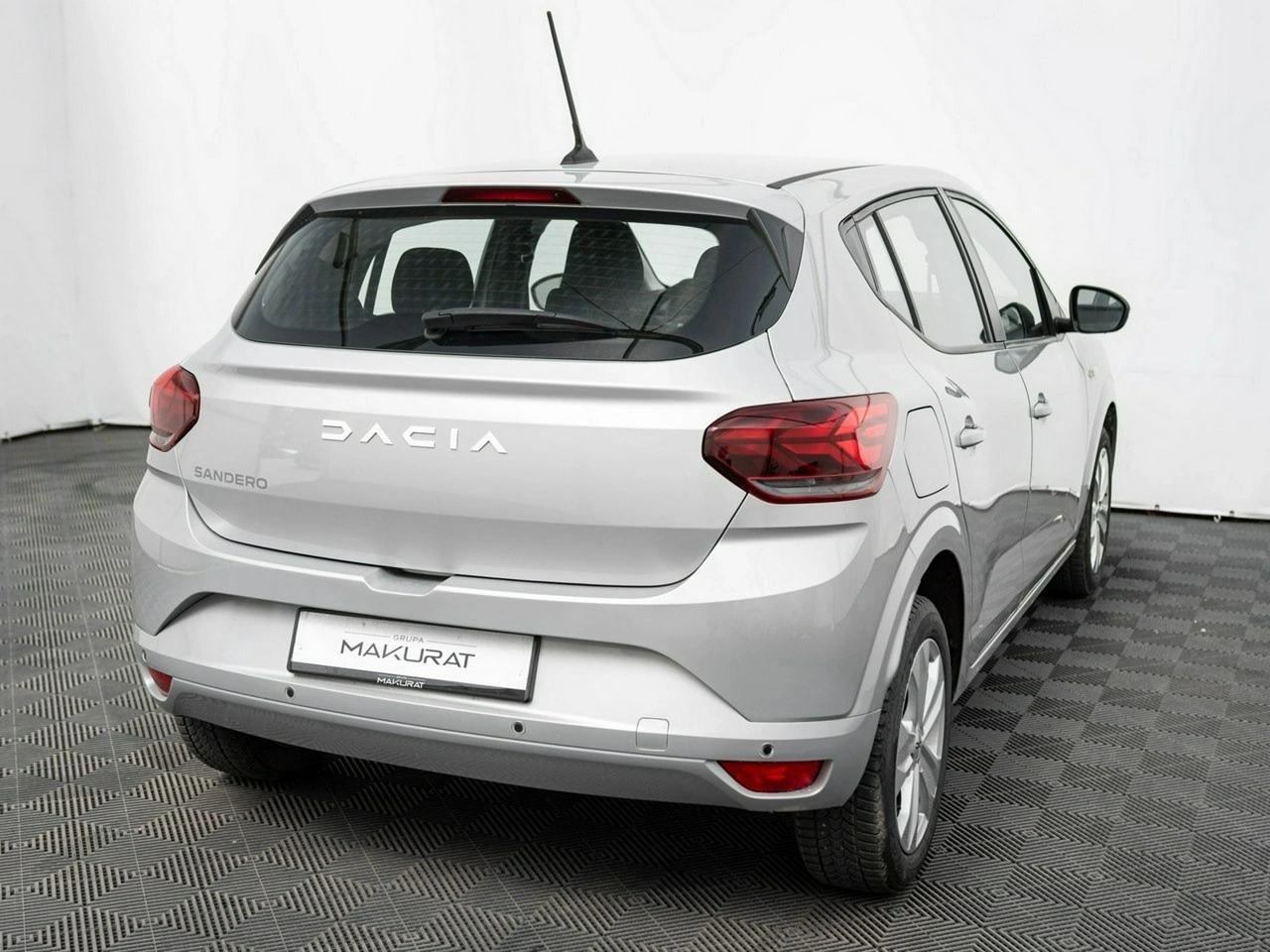 Dacia Sandero - Zdjęcie 4