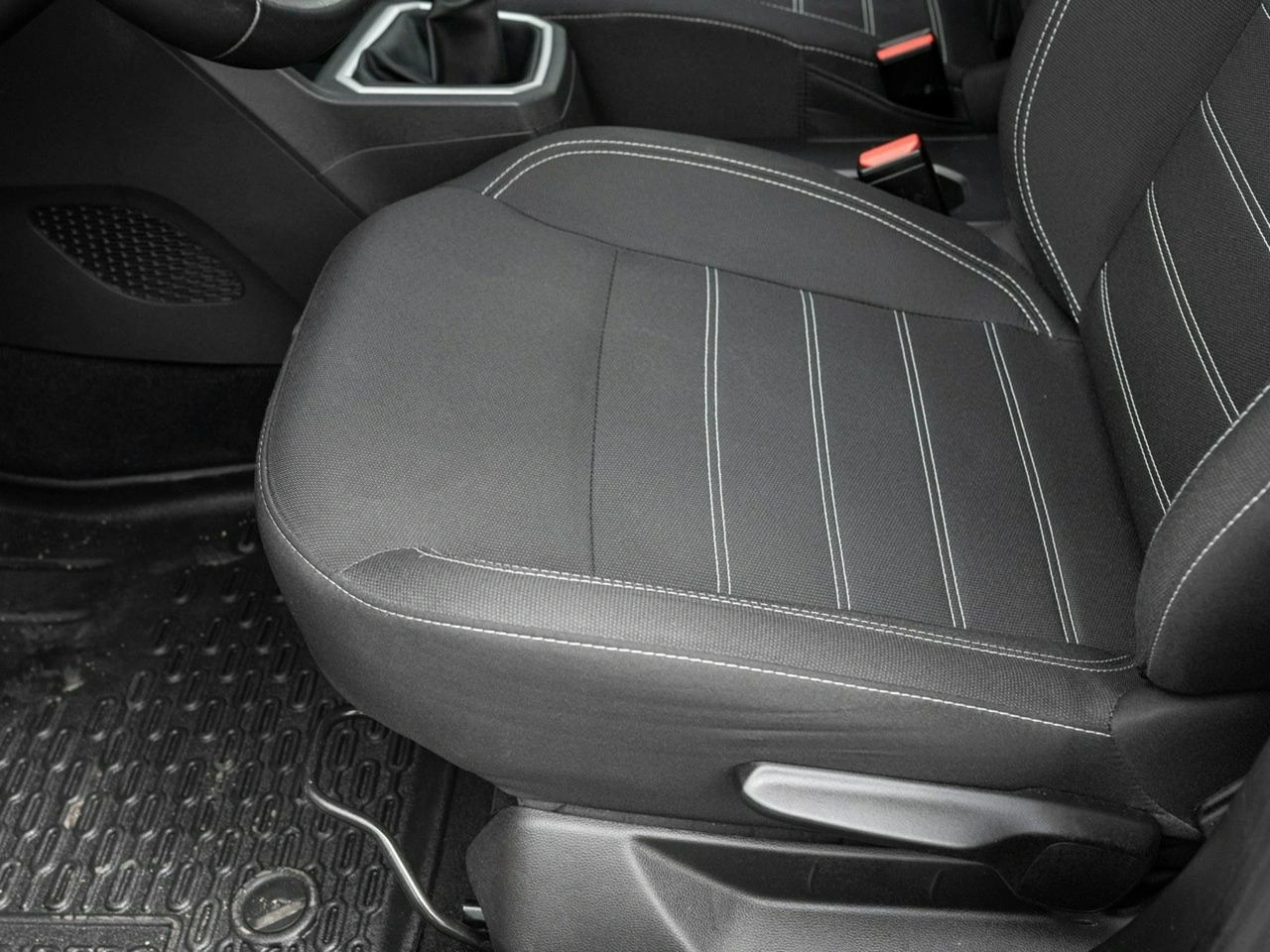 Dacia Sandero - Zdjęcie 8