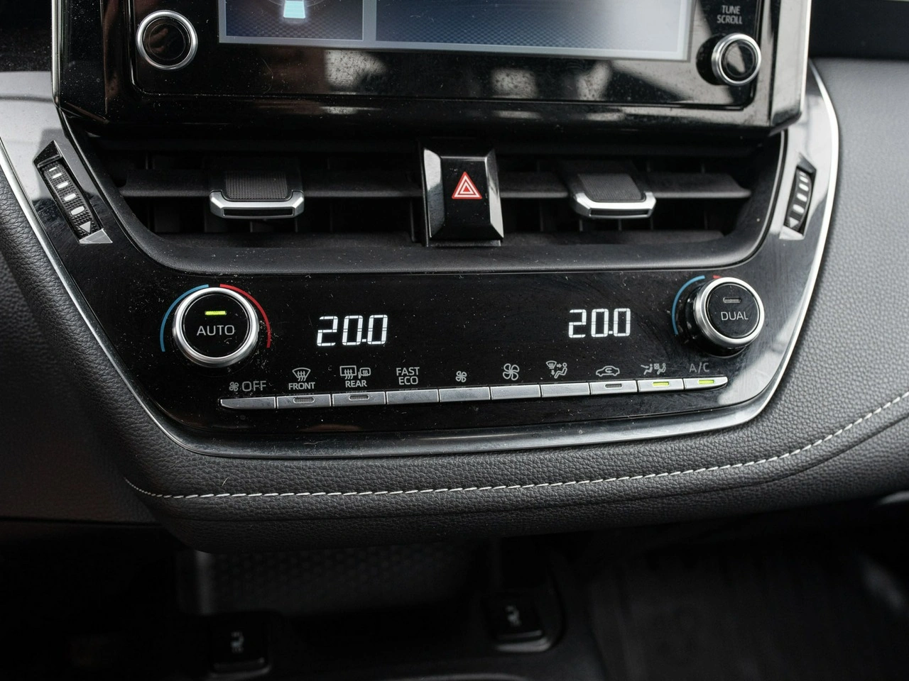 Toyota Corolla - Zdjęcie 14