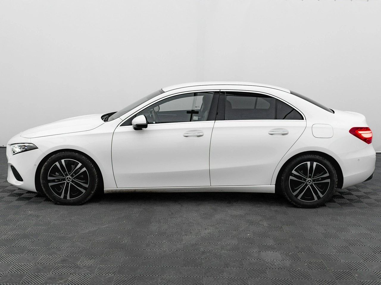 Mercedes A 200 - Zdjęcie 8