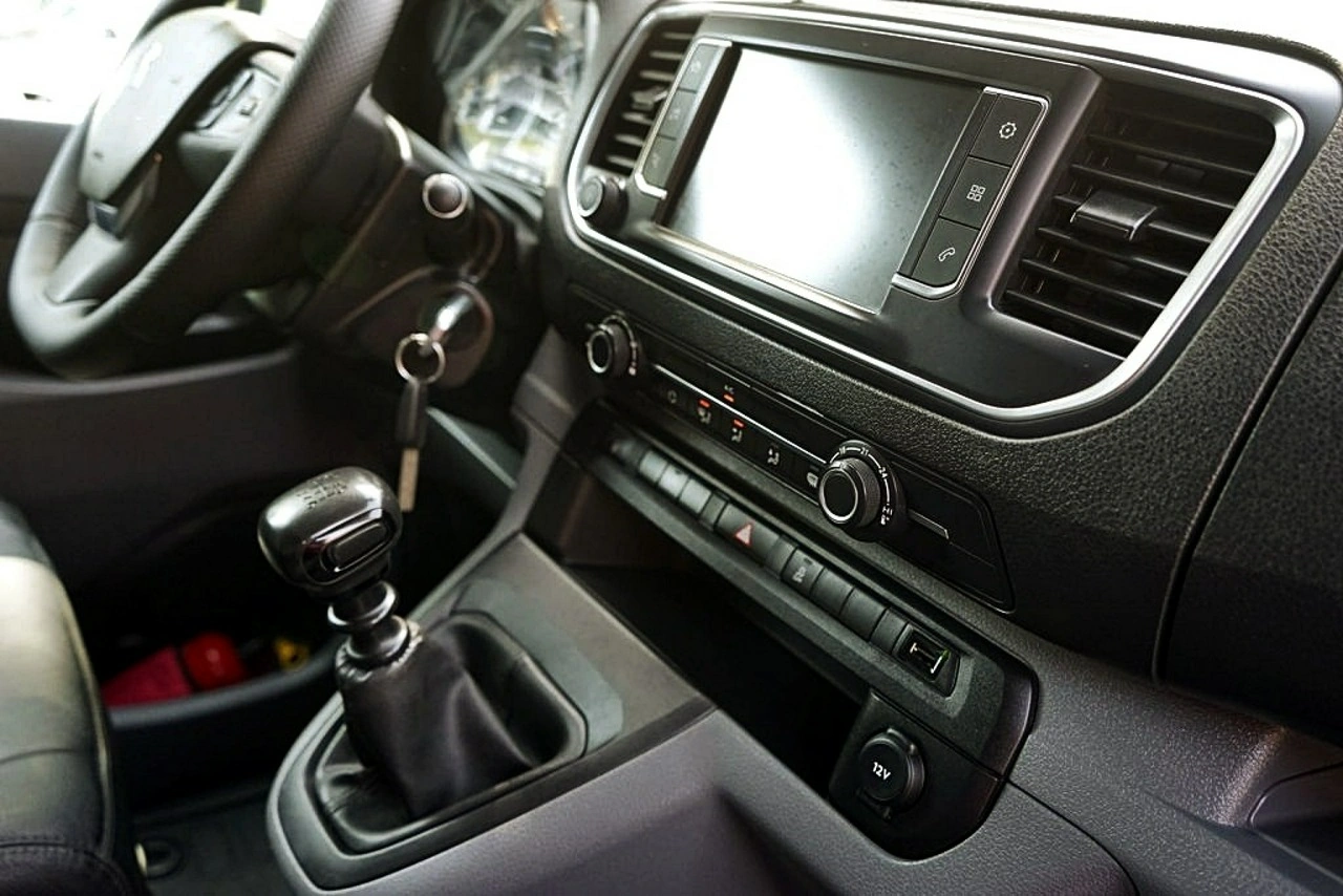 Peugeot Expert - Zdjęcie 20