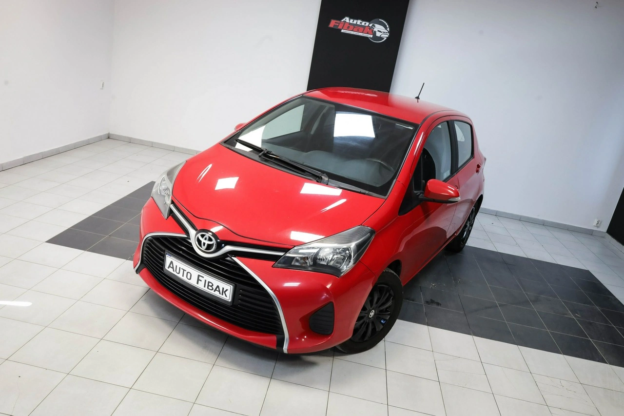 Toyota Yaris - Zdjęcie 3