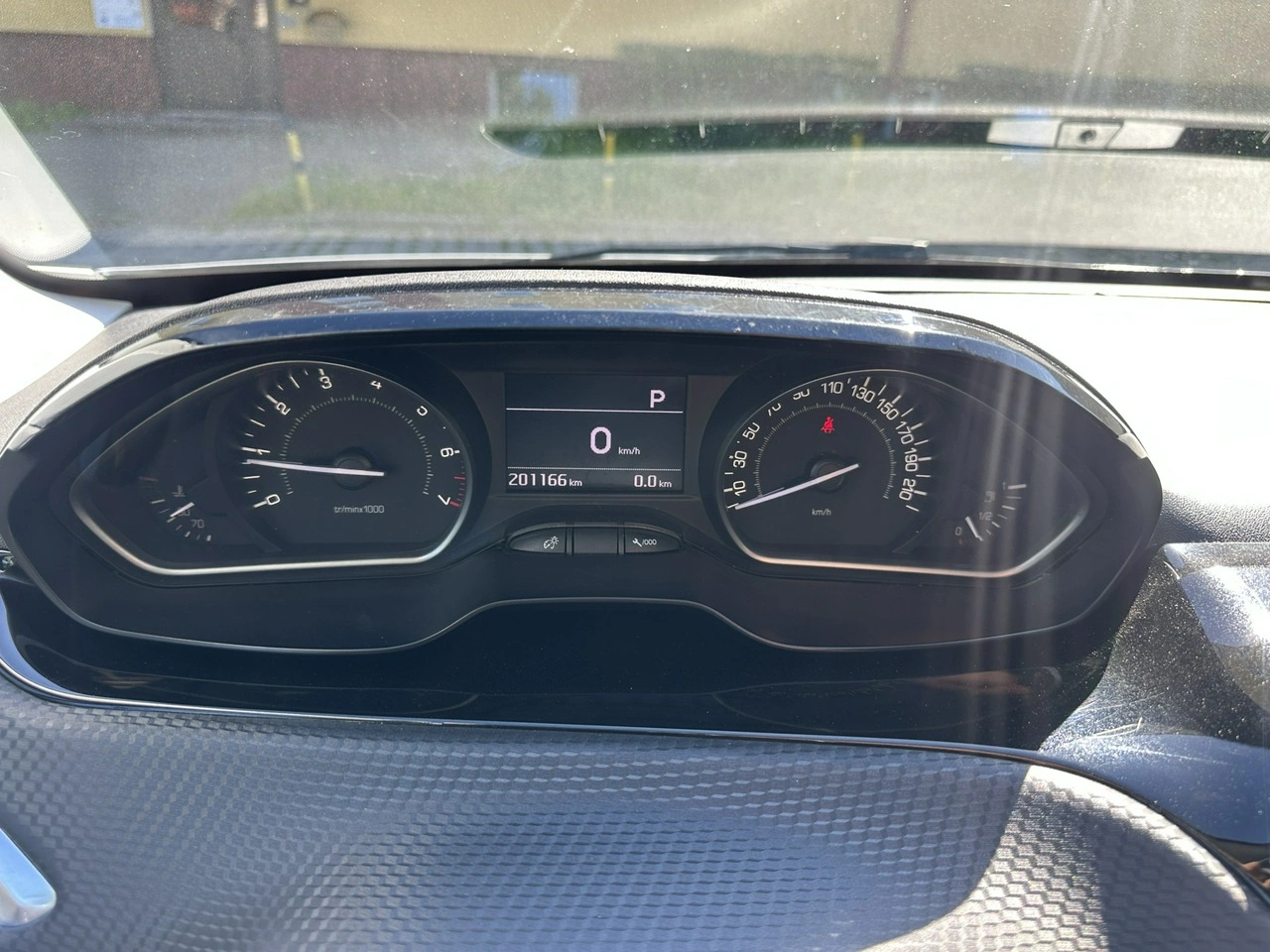 Peugeot 208 - Zdjęcie 19