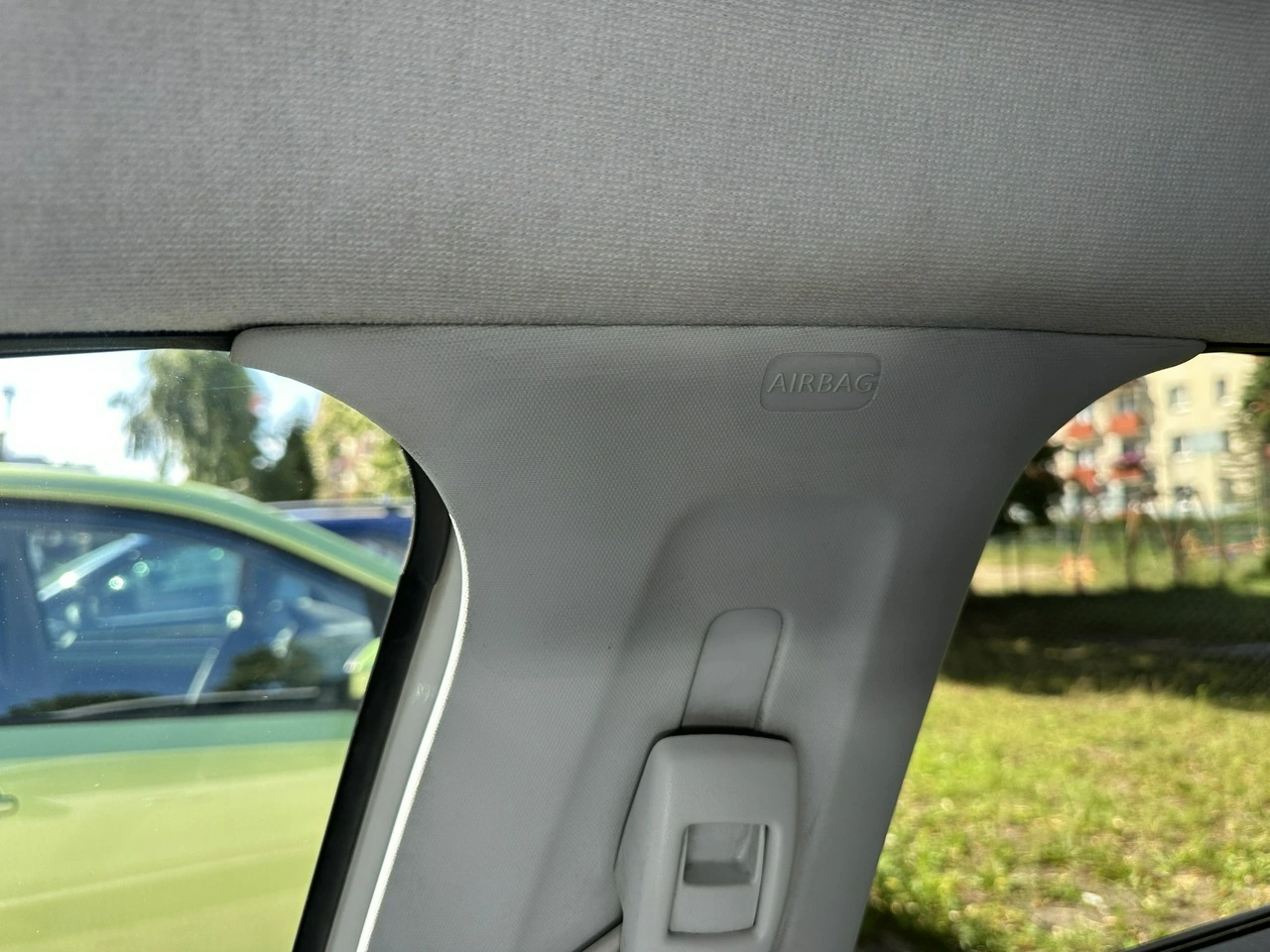 Peugeot 208 - Zdjęcie 23