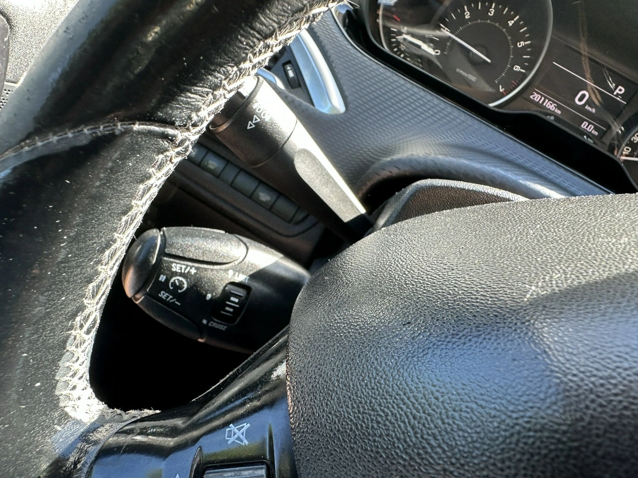 Peugeot 208 - Zdjęcie 25