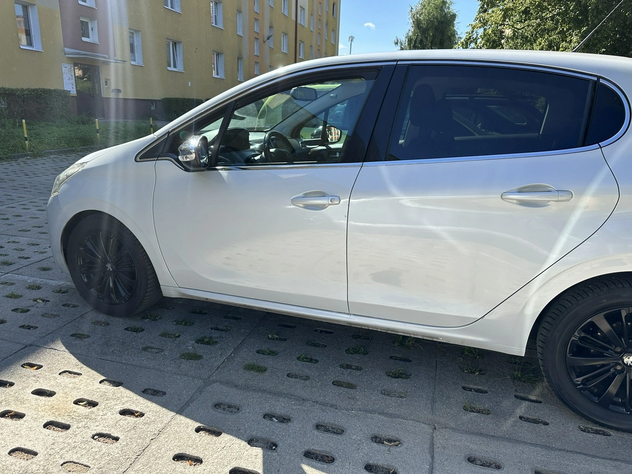 Peugeot 208 - Zdjęcie 6