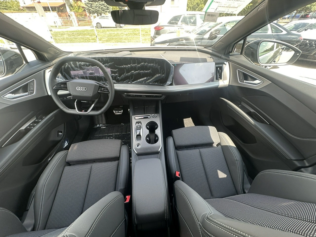 Audi Q4 e-tron - Zdjęcie 8
