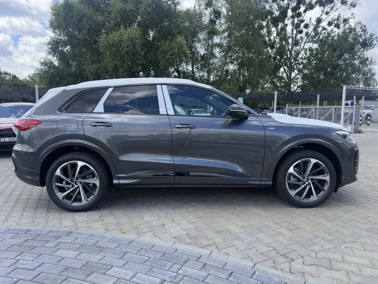 Audi Q5 - Zdjęcie 6