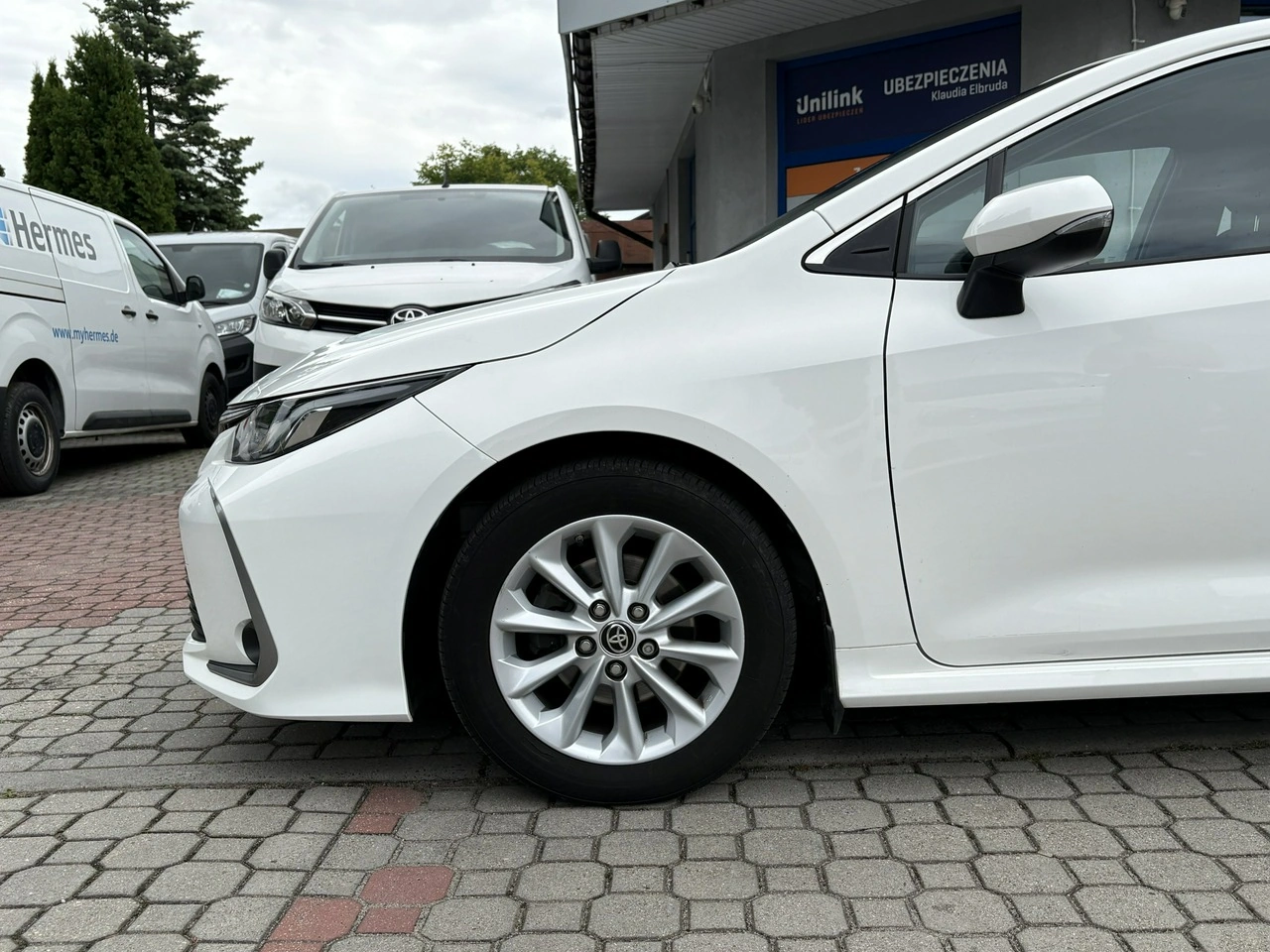 Toyota Corolla - Zdjęcie 9