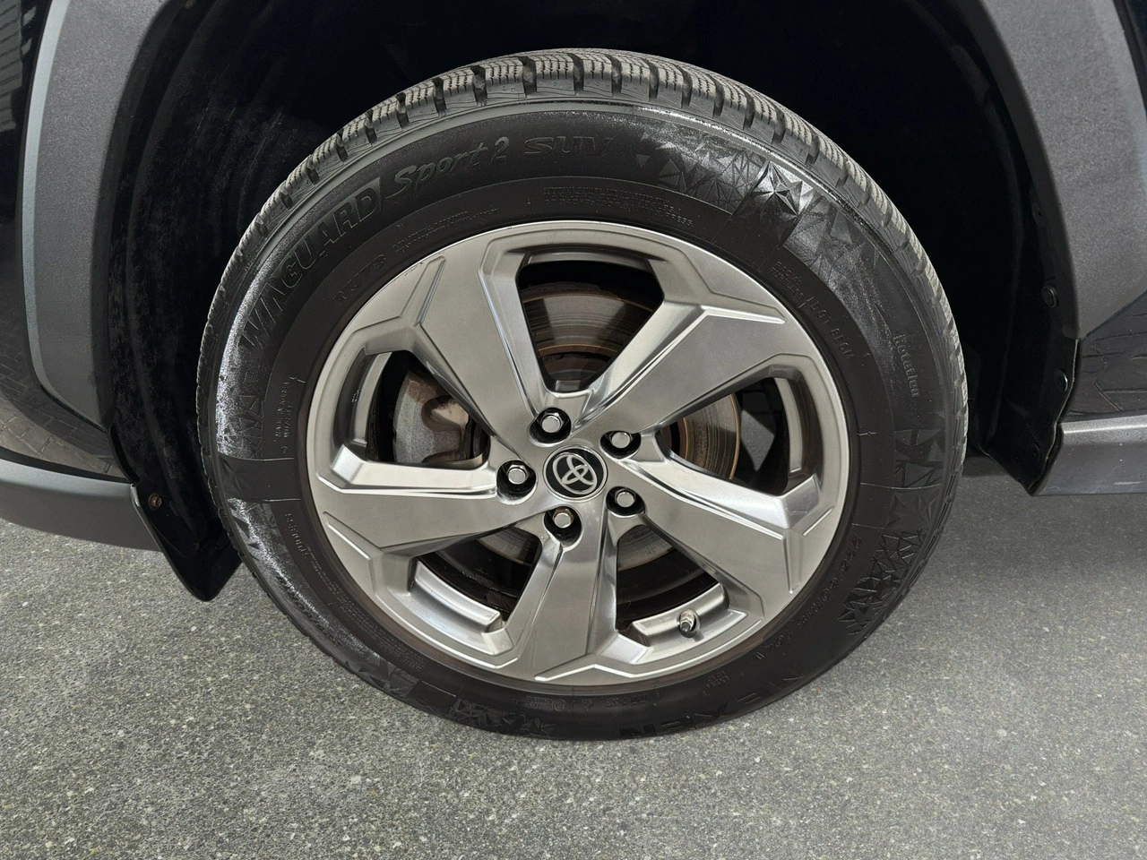 Toyota RAV-4 - Zdjęcie 9