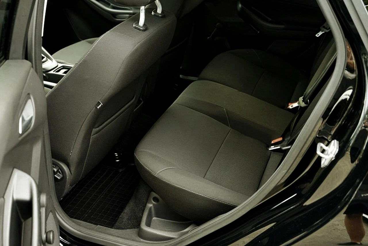 Ford Focus - Zdjęcie 17
