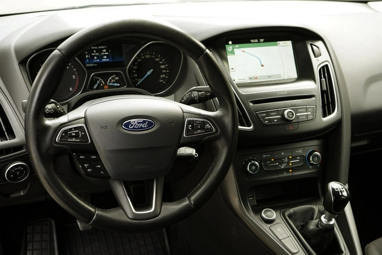 Ford Focus - Zdjęcie 19